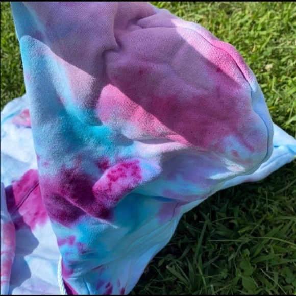 SOLD𝕠𝕧𝕖𝕣𝕤𝕚𝕫𝕖𝕕 𝕥𝕚𝕖 𝕕𝕪𝕖 𝕙𝕠𝕠𝕕𝕚e - Picture 4 of 5